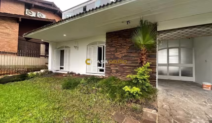 Casa com 3 quartos à venda na Avenida Cai, 428, Cristal, Porto Alegre por R$ 1.190.000