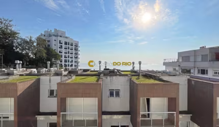 Casa em condomínio fechado com 3 quartos para alugar na Avenida Padre Cacique, 1860, Praia de Belas, Porto Alegre por R$ 7.500