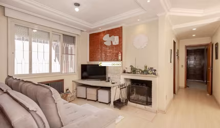 Casa com 4 quartos à venda na Rua Doutor Barcelos, 1970, Camaquã, Porto Alegre por R$ 640.000