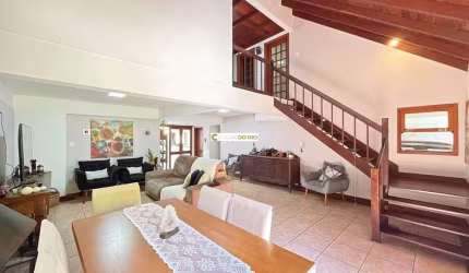 Casa em condomínio fechado com 4 quartos à venda na Rua Dea Coufal, 1380, Ipanema, Porto Alegre por R$ 699.000