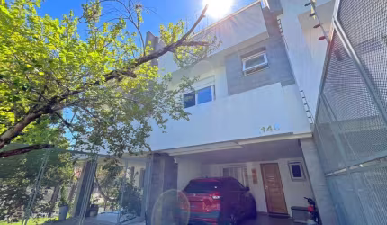 Casa com 3 quartos à venda na Rua Conselheiro Xavier da Costa, 2146, Jardim Isabel, Porto Alegre por R$ 680.000