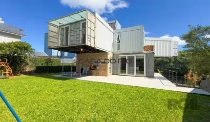 Casa com 3 quartos à venda na Rua Fernando Osório, 1240, Teresópolis, Porto Alegre por R$ 1.290.000