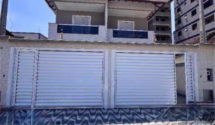 Sobrado com piscina  3 quartos à venda, 50 metros da praia  129 m² por R$ 750.000  Ocian  Praia Grande SP