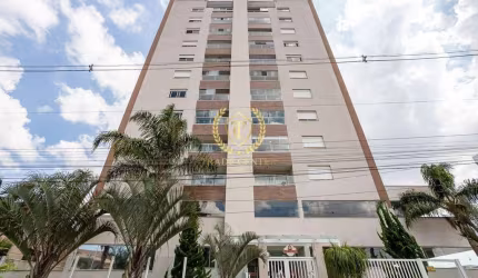 Apartamento com 126m², semi-mobiliado, no Centro