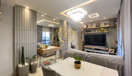 Apartamento com móveis de excelente qualidade.
