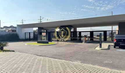 Sobrado de Alto Padrão em Condomínio Fechado