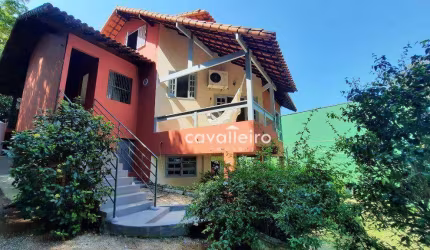 Casa com 3 dormitórios à venda, 210 m² por R$ 890.000,00 - Boqueirão - Maricá/RJ