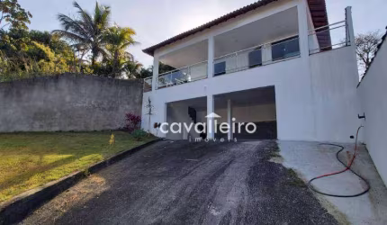 Excelente casa em condomínio próximo ao centro de marica