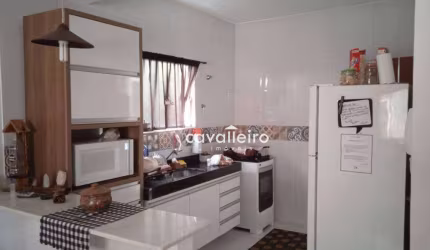 Excelente duplex em Inoa