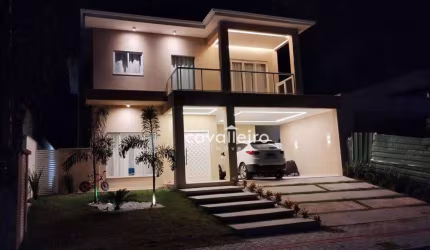 Excelente casa em condomínio de alto padrão ....