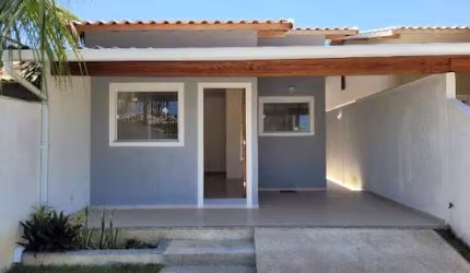 Casa com 2 dormitórios à venda, 180 m² por R$ 390.000 - São José de Imbassai - Maricá/RJ