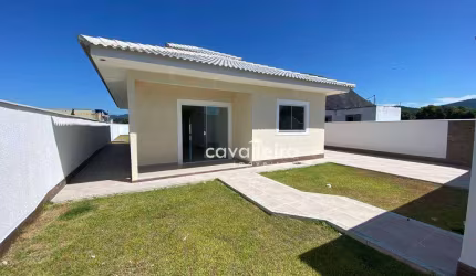 Casa com 3 dormitórios à venda, 108 m² por R$ 750.000,00 - Jardim Atlântico Central (Itaipuaçu) - Maricá/RJ