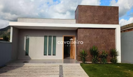 Casa com 3 quartos, sendo 1 suíte, com 100 m²,  à venda por R$ 495.000,00 - Ubatiba - Maricá/RJ