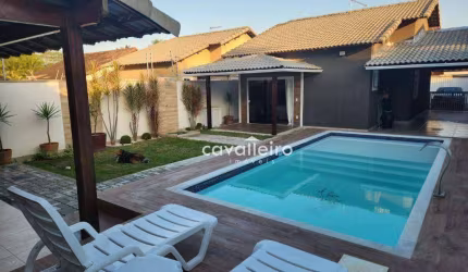 Casa a 500 metros da Praia de Itaipuaçú, 2 quartos com Piscina e Quintal, à venda por R$ 650.000 - Barroco (Itaipuaçu) - Maricá/RJ