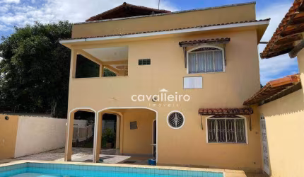 Casa com 3 dormitórios à venda, 324 m² por R$ 700.000,00 - Centro - Maricá/RJ