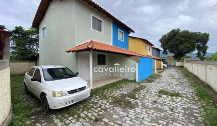 R$230.000 - Casa duplex com 2 quartos pertinho da Rodovia, Tubarão e comércio local - Chácaras de Inoã - Maricá/RJ