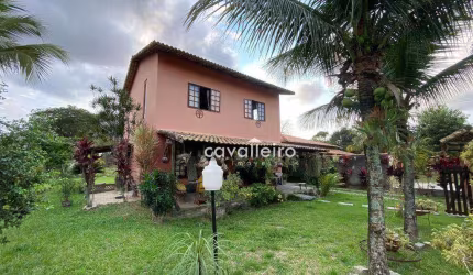 Casa à venda em condomínio - R$650 mil