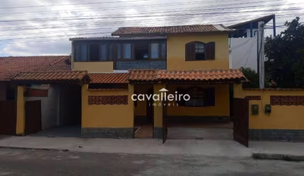 Casa com 4 quartos, sendo 2 suítes, com churrasqueira,  com 264 m² por R$ 450.000 - Cordeirinho - Maricá/RJ