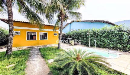 Casa com 3 dormitórios à venda, 119 m² por R$ 620.000