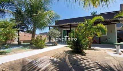 Casa com 2 quartos (1 suíte) e Piscina  à venda, 134 m² por R$ 430.000 - Jacaroá - Maricá/RJ