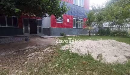Apartamento com 2 dormitórios à venda, 94 m² por R$ 290.000,00 - Marquês de Maricá - Maricá/RJ
