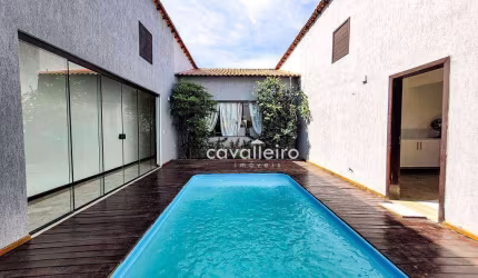 CHÁCARA COM 2 PISCINAS A MENOS DE 10 MIN DO CENTRO DE MARICÁ! CASA COM 4 SUÍTES!