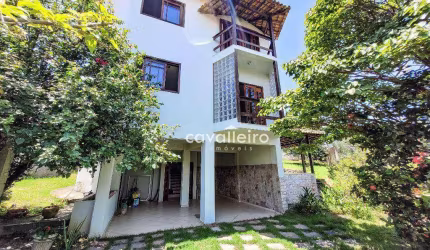 Casa no Centro com 2 quartos e arquitetura diferenciada à venda, 241 m² por R$ 960.000 - Centro - Maricá/RJ