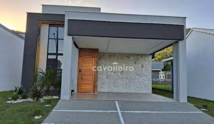 Casa no Condomínio Vivere, 3 quartos com 1 suíte e closet, com 120 m², à venda por R$ 620.000 , Maricá - RJ