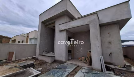 Casa com fino acabamento no Condomínio royal Garden - Maricá