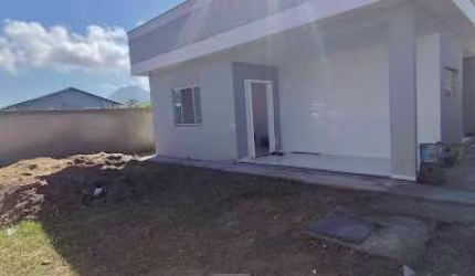 Casa com 3 dormitórios à venda, 95 m² por R$ 500.000,00 - Jardim Atlântico Leste (Itaipuaçu) - Maricá/RJ
