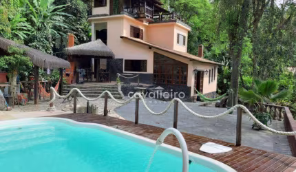 Casa triplex com 5 dormitórios, em meio a natureza, à venda, 450 m² por R$ 1.150.000 - Recanto de Itaipuaçu - Maricá/RJ