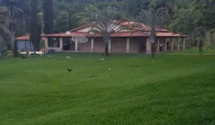 FAZENDA DUPLA APTIDÃO COM 35 ALQUEIRES EM ITABERAÍ - GO