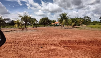 FAZENDA DUPLA APTIDÃO COM 2.251 ALQUEIRES EM GOIATINS - TO