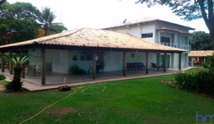 FAZENDA PARA AGRUCULTURA COM 460 ALQUEIRES NOS MUNICÍPIOS DE IPAMERI E CRISTALINA - GO COM PIVÔS
