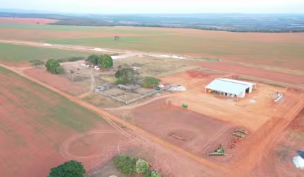 FAZENDA DUPLA APTIDÃO COM 902 ALQUEIRES EM GENERAL CARNEIRO - MT