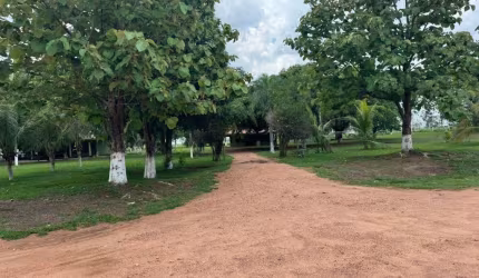 FAZENDA DE DUPLA APTIDÃO COM 1.700 ALQUEIRES EM GUARAÍ-TO