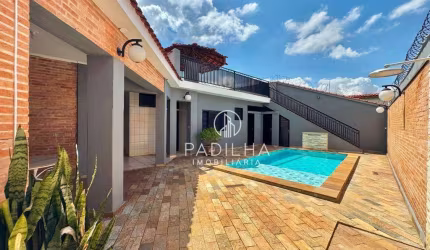 Casa térrea com 3 dormitórios à venda, 295 m² por R$ 800.000 - Parque Residencial Cidade Universitária - Ribeirão Preto/SP
