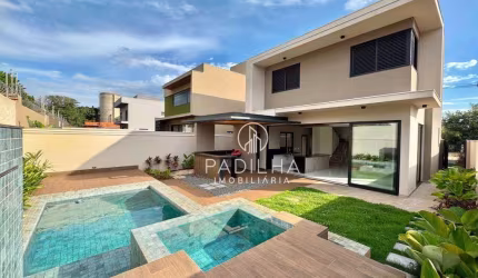 Sobrado com 3 dormitórios à venda, 269 m² por R$ 2.200.000,00 - Condomínio Alto do Castelo - Ribeirão Preto/SP