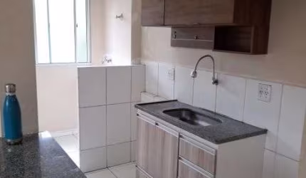 Belíssimo apartamento bem aconchegante, próximo a Estrada do Campo Limpo, fácil acesso a estação.