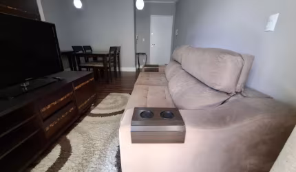 Apartamento Mobiliado - 02 Dormitórios Próximo da Estação de Metrô