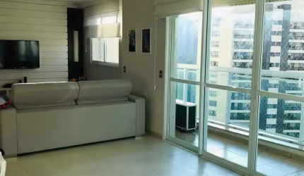 Apartamento Alto Padrão - 163 m² 3 suítes, 3 vagas e depósito!