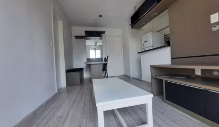 Lindo Apartamento de  01 dormitório + 02 vagas - Semi Mobilado!