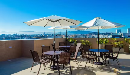 Apartamento  Bairro Campinas em São José/SC. A VENDA