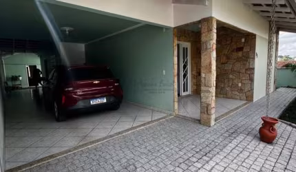 Casa à venda em Joinville, Costa e Silva, com 3 quartos, com 130 m²
