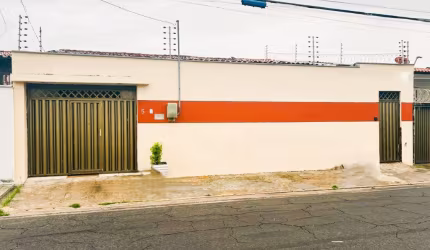 Casa ampla para locação no Jardim Renascença- Perfeita para sua família ou instalação da sua empresa!