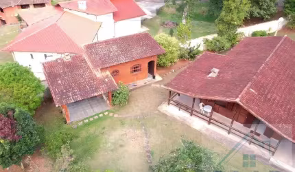 Casa para Venda em Teresópolis, PARQUE DO IMBUÍ, 3 dormitórios, 1 suíte, 2 banheiros, 4 vagas