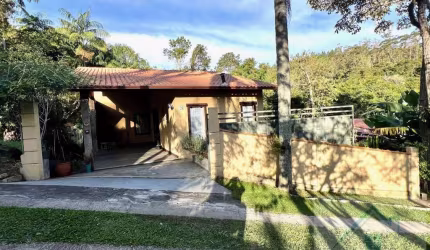 Casa para Venda em Teresópolis, Posse, 2 dormitórios, 2 suítes, 3 banheiros, 2 vagas