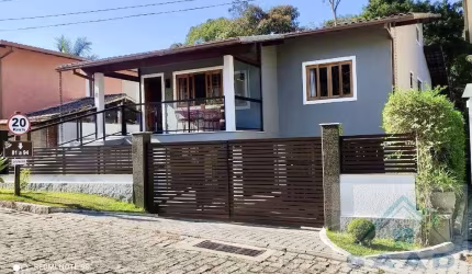 Casa para Venda em Teresópolis, CASCATA DO IMBUÍ, 4 dormitórios, 2 suítes, 4 banheiros, 4 vagas