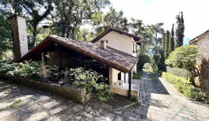 Sítio para Venda em Teresópolis, ARARAS, 5 dormitórios, 3 suítes, 4 banheiros, 6 vagas