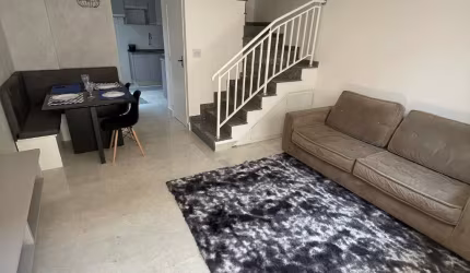 Casa de condomínio fechado, decorado  na Casa Verde Alta